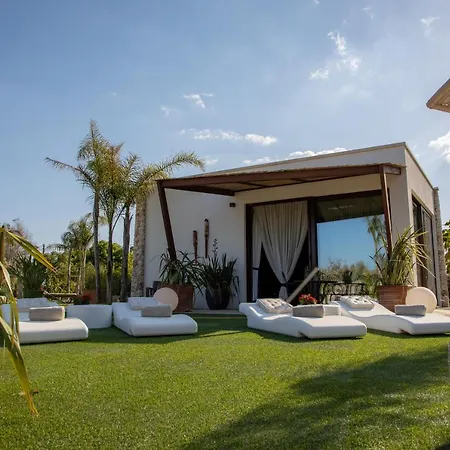 Flora Villa *