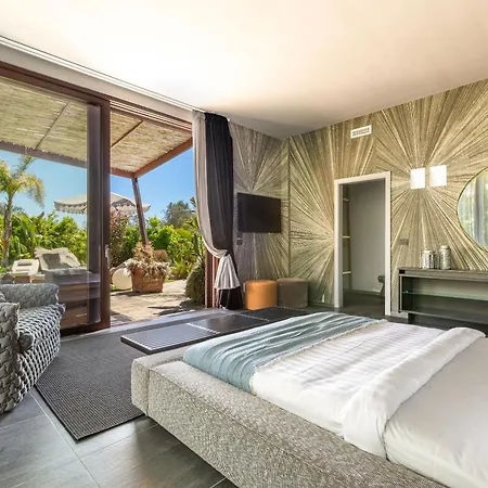 Flora Jungle Retreat By Perle Di Puglia Depressa