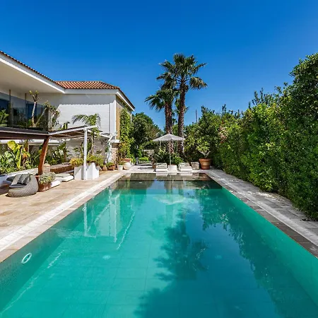 Vila Flora Jungle Retreat By Perle Di Puglia