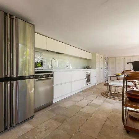 Vila Flora Jungle Retreat By Perle Di Puglia Depressa