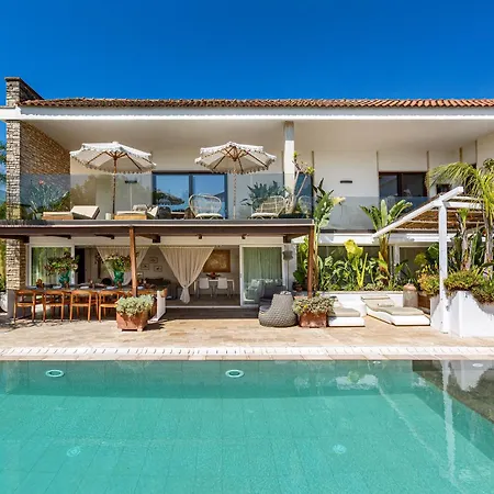 Flora Jungle Retreat By Perle Di Puglia Vila Depressa