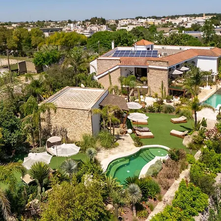 Villa Flora Jungle Retreat By Perle Di Puglia Depressa