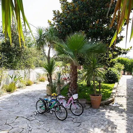 Flora Villa