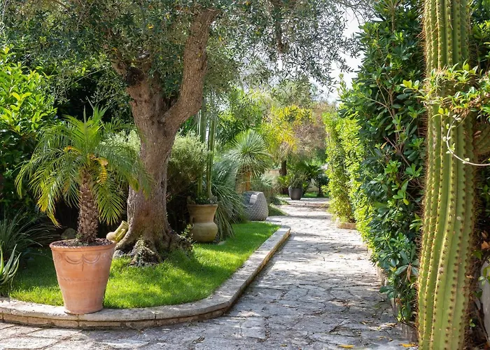 Flora Villa *